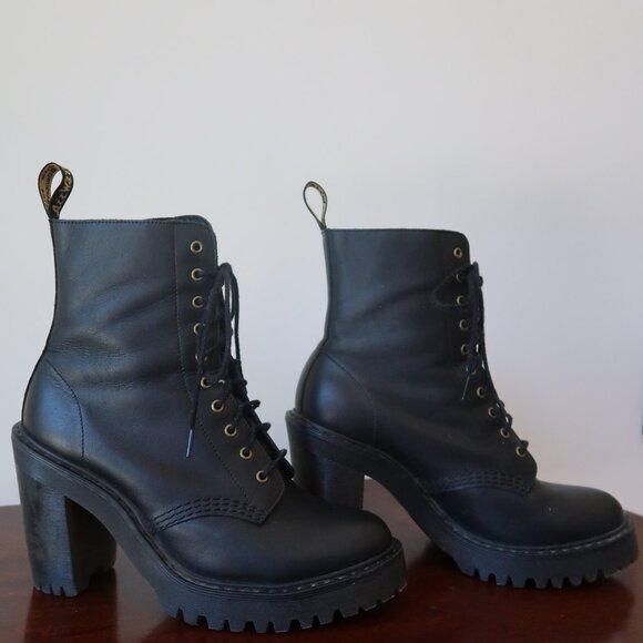 Women's Platform Heel Dr. Martens Size 8 - Picture 2 of 4